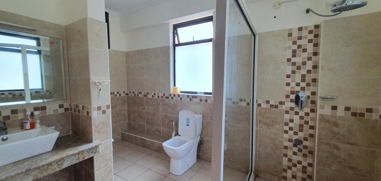 Penthouse Five - The Beautiful 3Br En-Suite Apt Mombasa Eksteriør bilde
